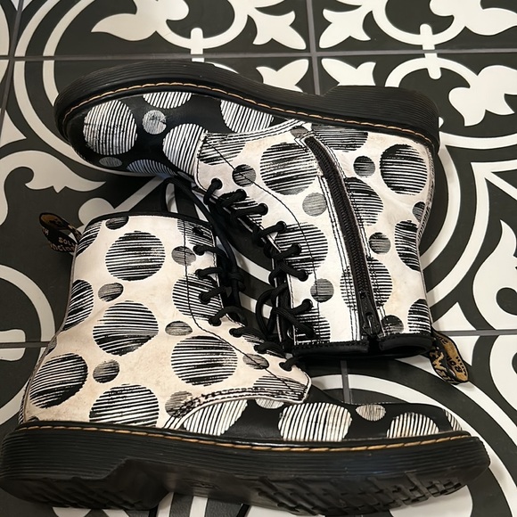 Dr. Martens 1460 Polka Dot Smooth Leather Lace Up Boots US 6 - Picture 8 of 14